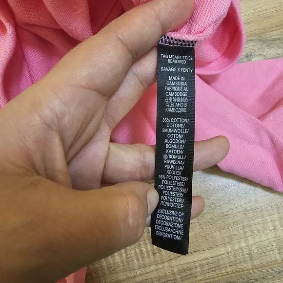 SAVAGE X FENTY ESSENTIAL TERRY SCOPE LOGO CROPPED HOODIE - Picture 4 of 9